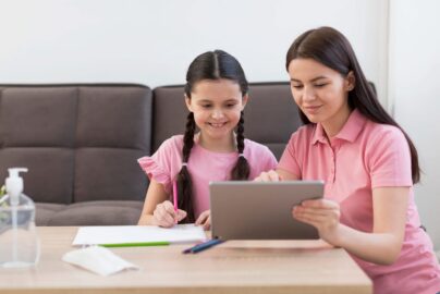 Do Online Reading Tutors Provide Personalized Lessons