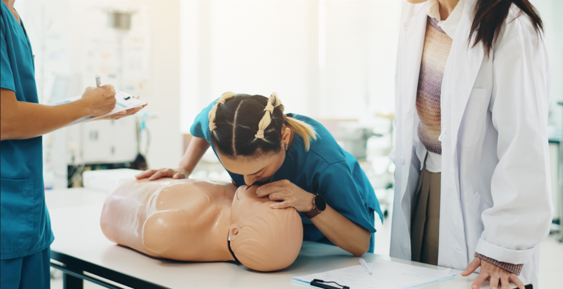 The Benefits of BLS Certification for Healthcare Students
